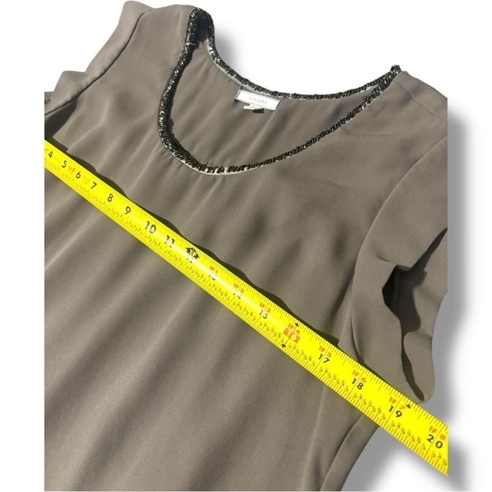 PLEIONE Women's Small Beaded Neckline Flowy Elegant Gray/Green Short Sleeve Top - Picture 14 of 16